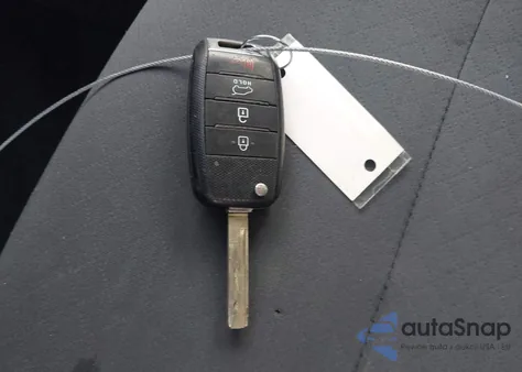 2019 Kia Sorento 2.4L Lx z USA, uszkodzony, nr VIN 5XYPG4A30KG504684